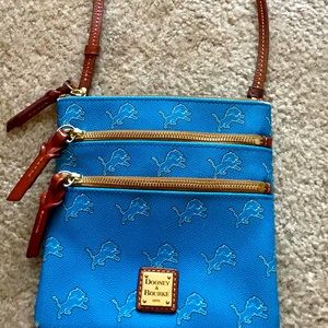 Dooney and Bourke Detroit Lions crossbody purse